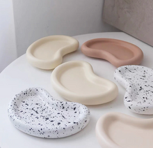 Load image into Gallery viewer, Castmonite Water-Based Non Toxic Acrylic Resin 1.75kg-42kg